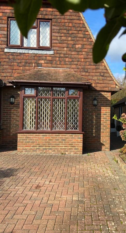 Beautiful Bexhill Cottage With Garden 3 Mins Walk To Beach Dış mekan fotoğraf