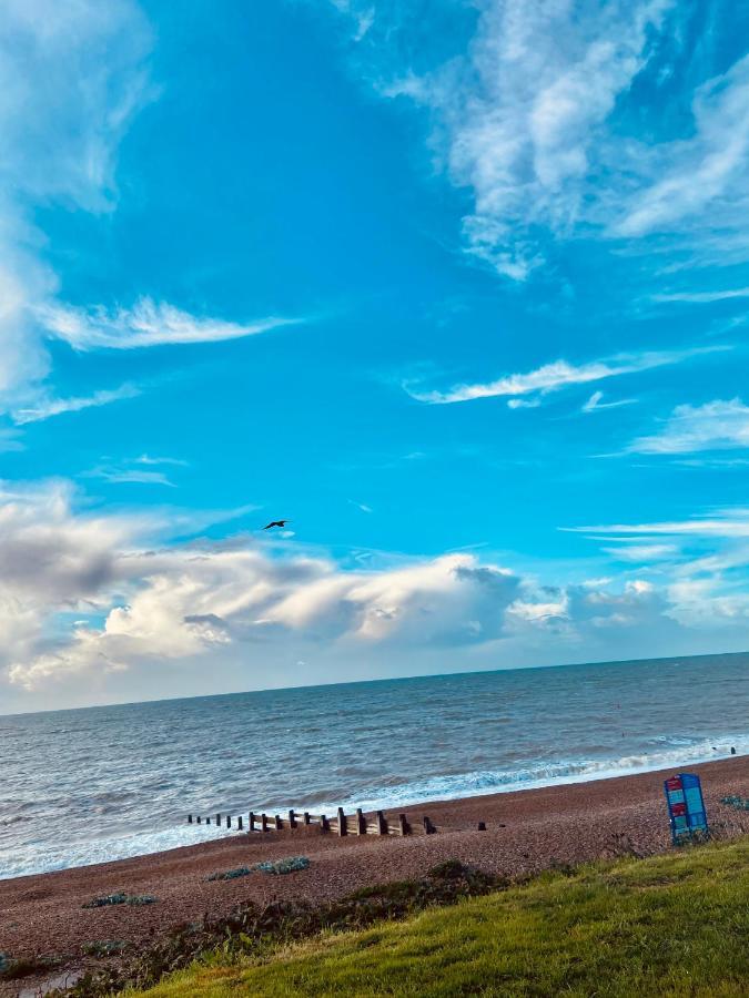 Beautiful Bexhill Cottage With Garden 3 Mins Walk To Beach Dış mekan fotoğraf