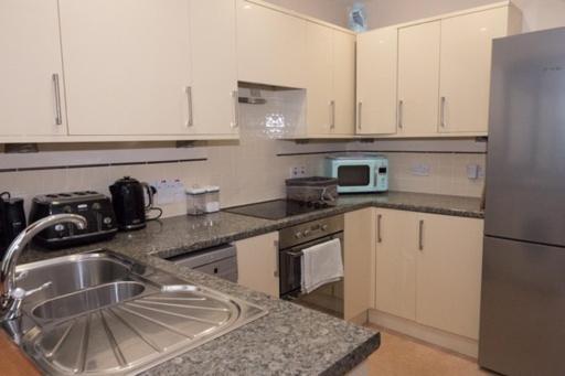 Beautiful Bexhill Cottage With Garden 3 Mins Walk To Beach Dış mekan fotoğraf