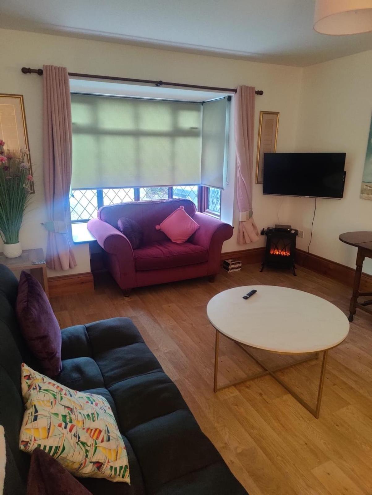 Beautiful Bexhill Cottage With Garden 3 Mins Walk To Beach Dış mekan fotoğraf